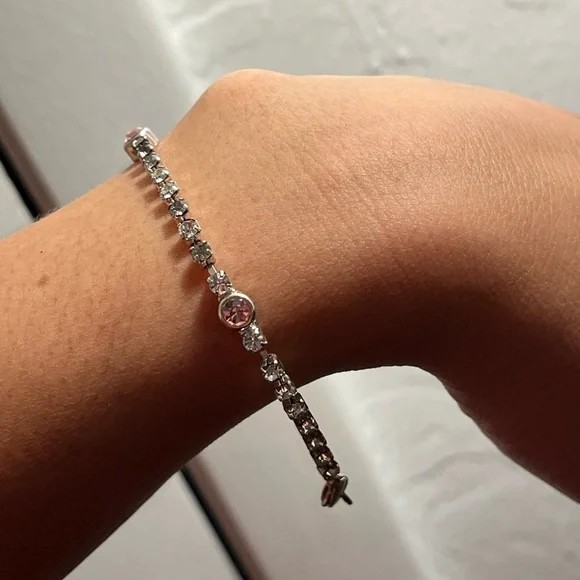 Vintage Pink & White Rhinestone Silver-Tone Bracelet - 7.5" - Picture 3 of 13